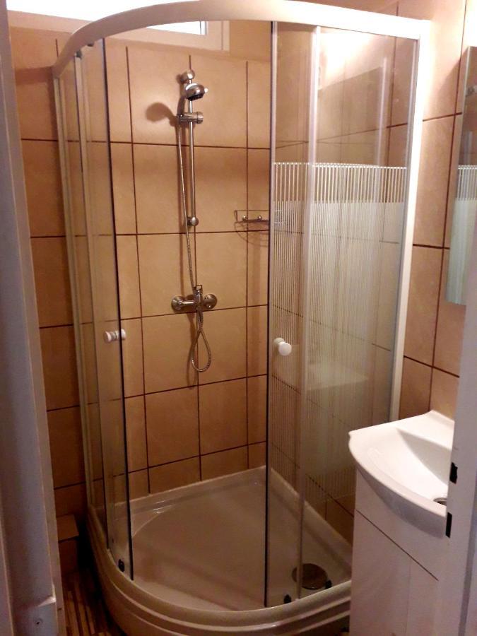 Centrum Apartman Szolnok Exterior photo